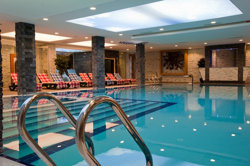 Elegance Resort Hotel